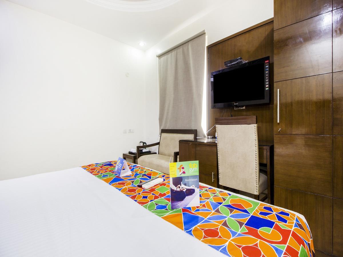 Fabhotel Marble Arch Karol Bagh Delhi  Exterior foto