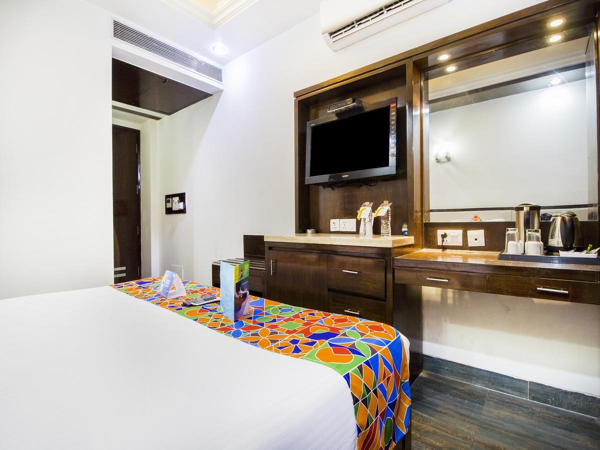 Fabhotel Marble Arch Karol Bagh Delhi  Exterior foto