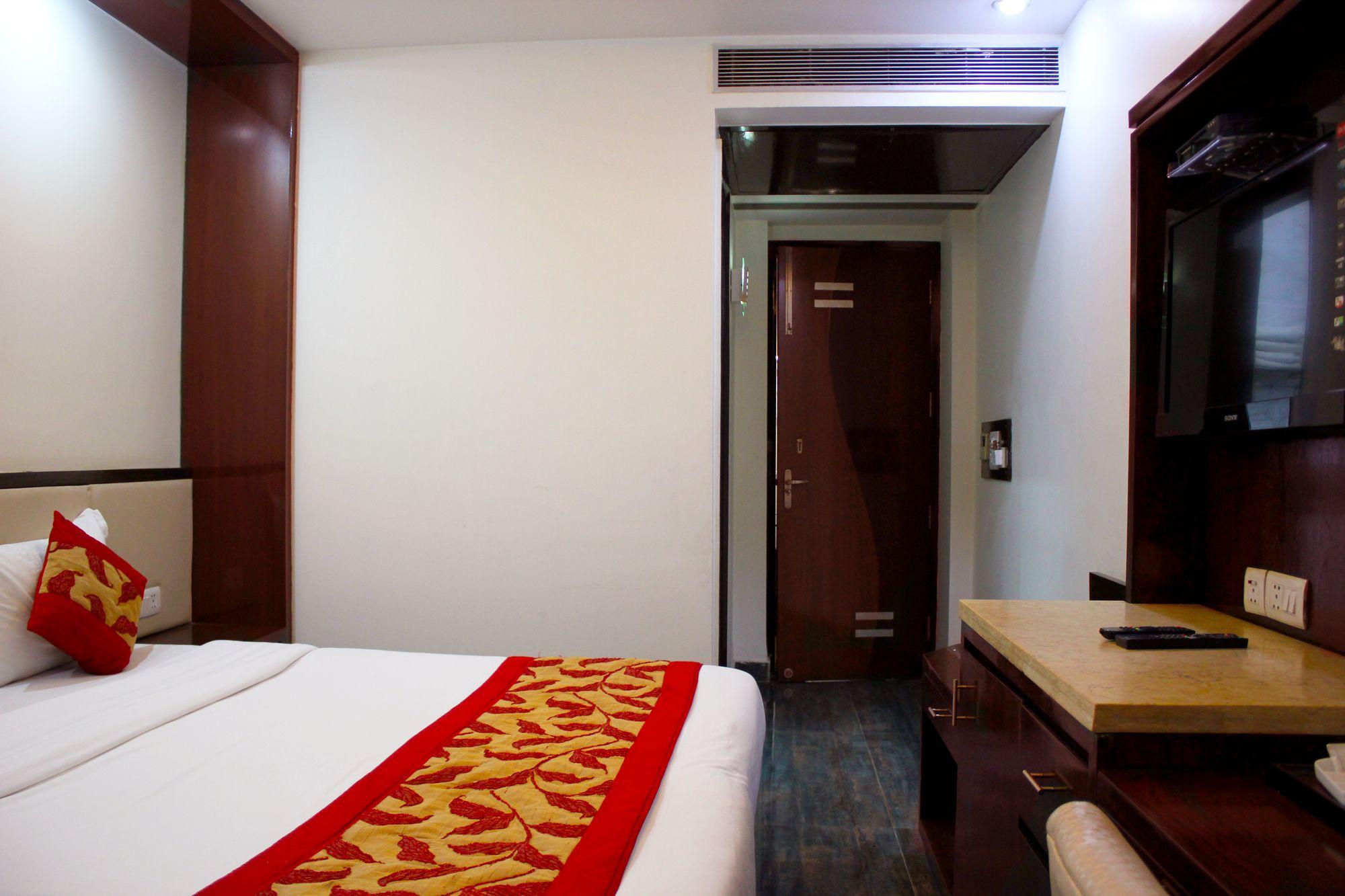Fabhotel Marble Arch Karol Bagh Delhi  Exterior foto